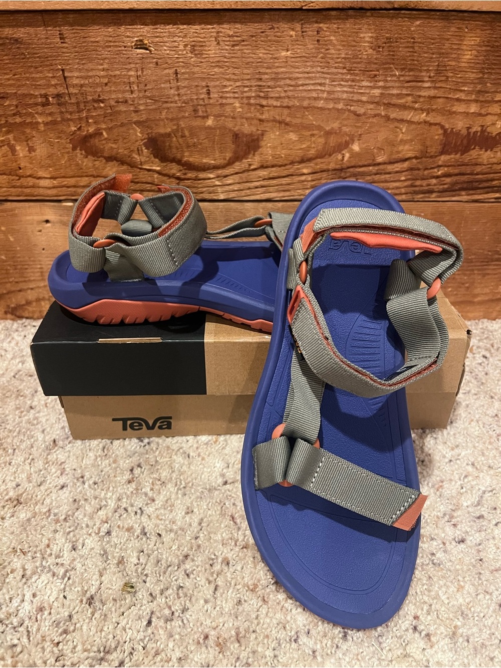 NEW Men’s Teva Hurricane XLT2 Sandals size 10